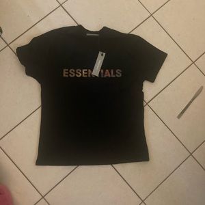 Essentials unisex shirt